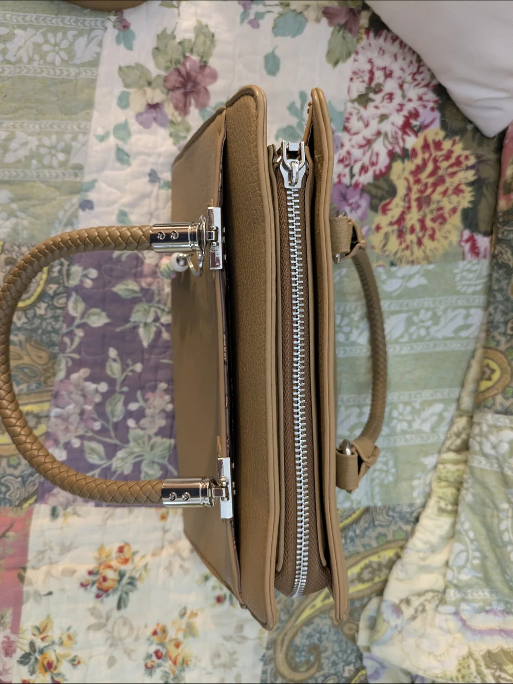 Classic Tan Women’s Handbag with Braided Handles